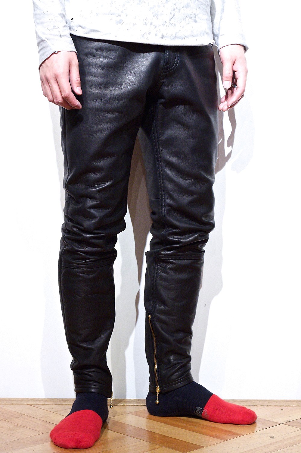 blackmeans レザーパンツ　黒　サイズ4 期間限定大幅値下げ blackmeans レザーパンツ 黒 サイズ4 期間限定大幅値下げ blackmeans