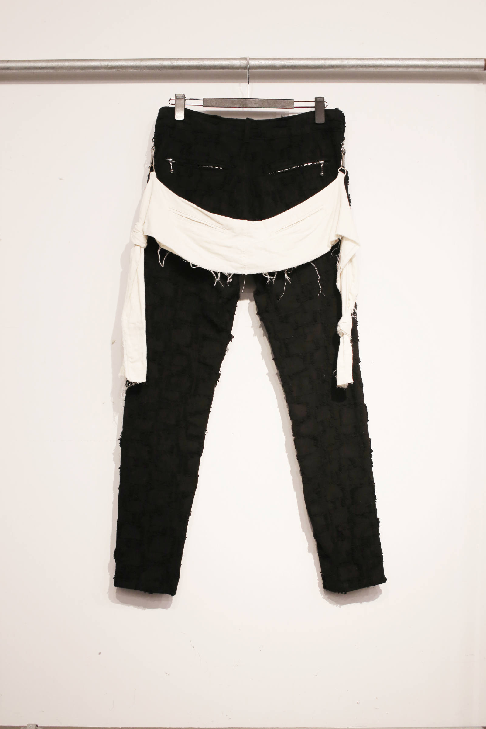 Azuma - CRUST JACQUARD Pants | HAZE