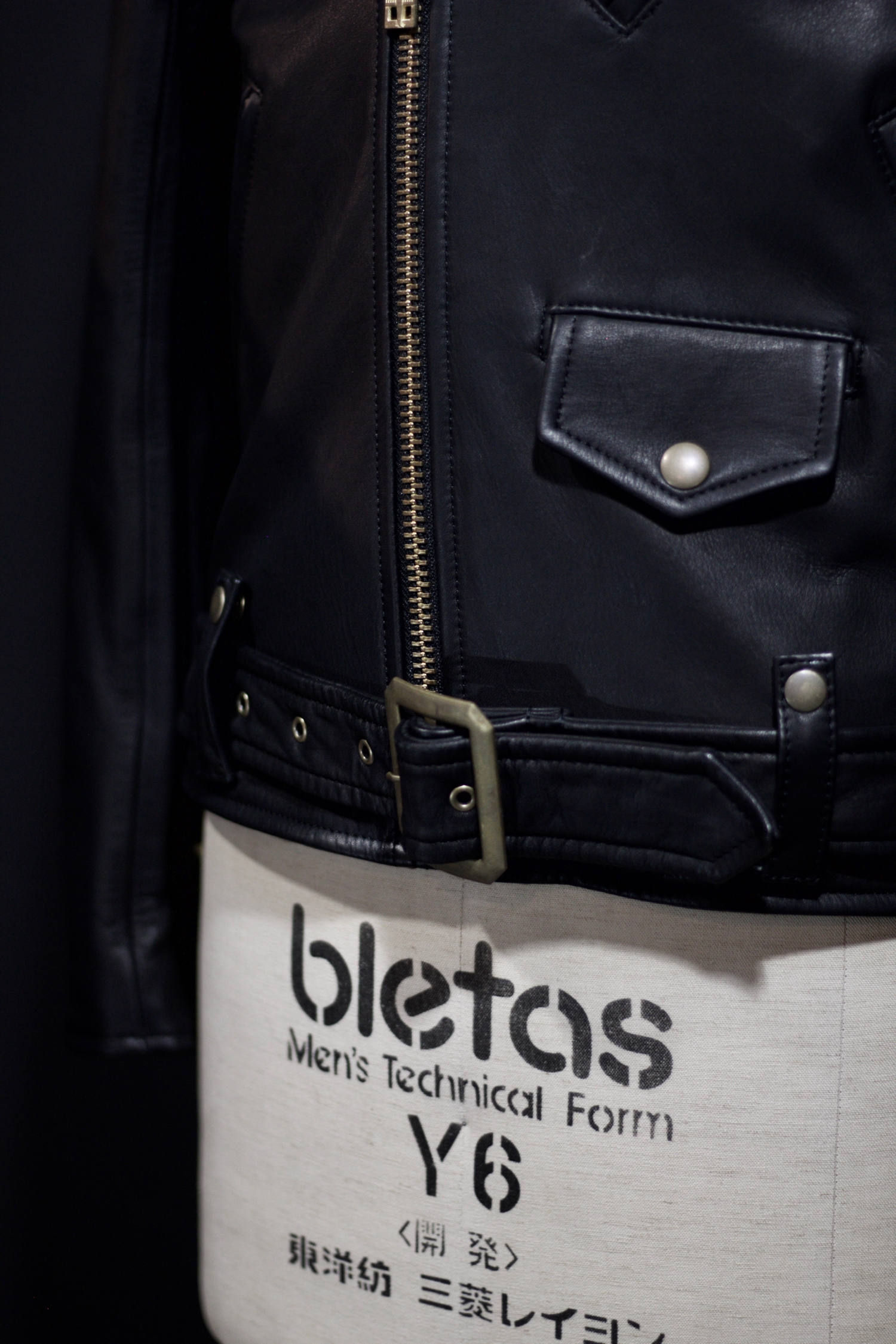 blackmeans - 945-71TJ01-5(BLACK×GOLD ZIP) | HAZE